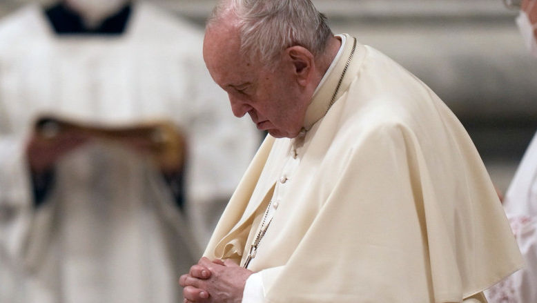 Noi informații despre Papa Francisc: Are o infecție respiratorie