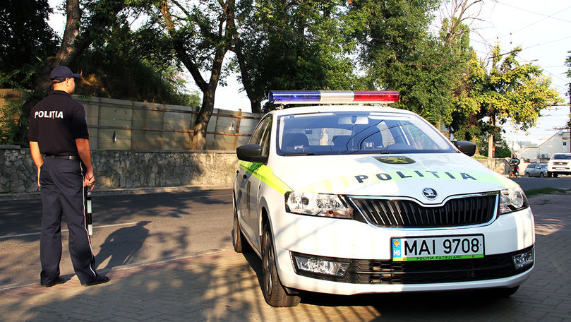 Orașul din Moldova în care șoferii au primit pliante în loc de amenzi