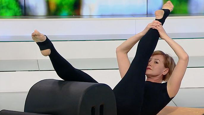 O antrenoare din Moldova explică de ce trebuie să facem pilates