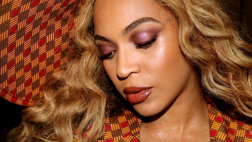 Tatăl celebrei interprete Beyonce a fost diagnosticat cu cancer