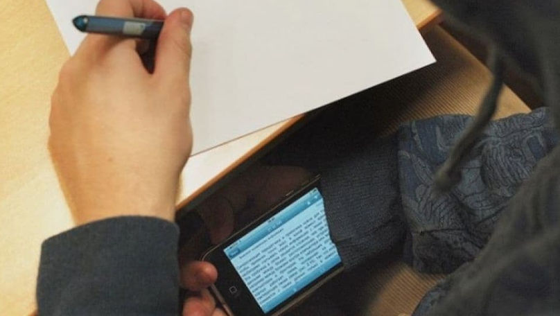 У Минобразования нет рычагов, чтобы наказать причастных к мошенничеству на экзаменах.