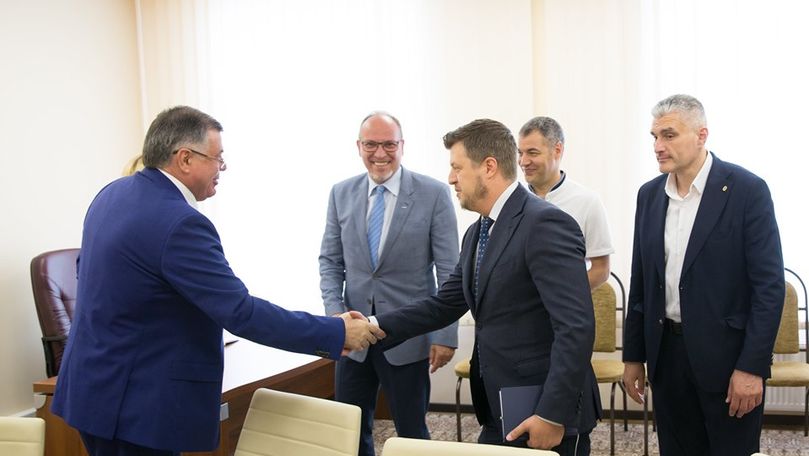 Deputații DA s-au întâlnit cu Ambasadorul României în Moldova