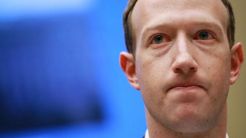 Facebook a revenit: Zuckerberg și-a cerut scuze de la toți utilizatorii