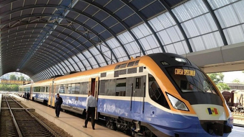 Trei angajați ai CFM și un agent economic, cercetați pentru contrabandă