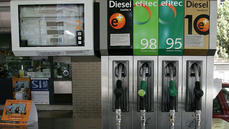 Цена на бензин в Испании достигла рекордного показателя.