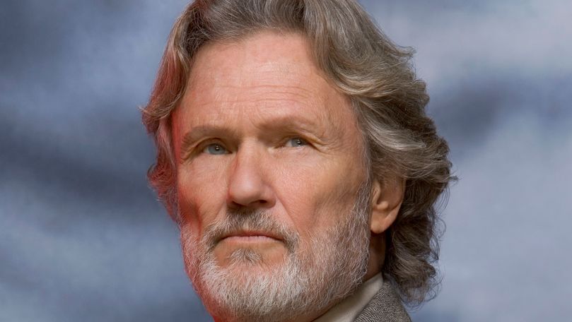 Actorul şi cântăreţul Kris Kristofferson a anunţat că se retrage