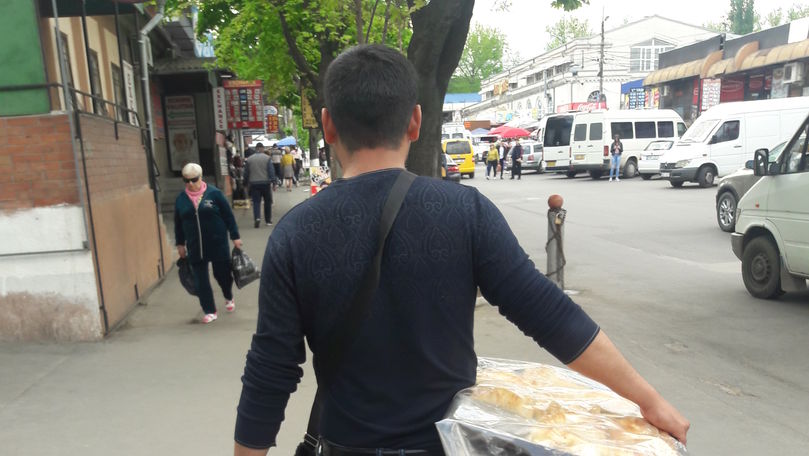 Trei bărbați din Uzbekistan, prinși muncind ilegal în Moldova