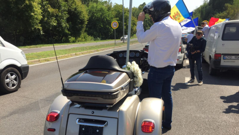 Usatîi, la evenimentele de la Chișinău pe o motocicletă de 40.000 euro