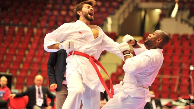 Sportivii moldoveni aduc 11 medalii de la Campionatul de Karate Shotokan