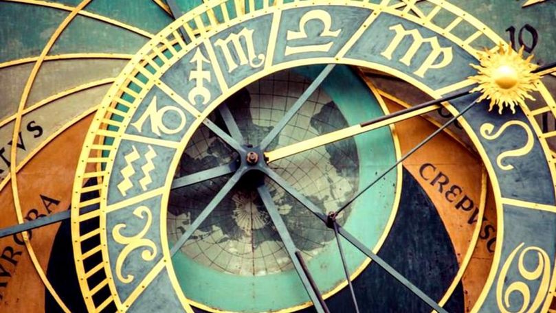 Horoscop 19 ianuarie 2020: Momente pline de romantism și un cadou scump