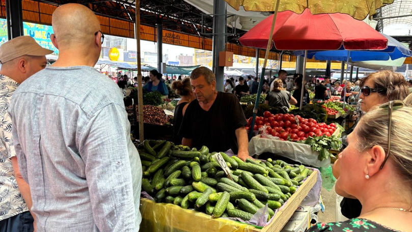 Sezonul de conservare e în toi: Castraveții, la mare căutare în piețe