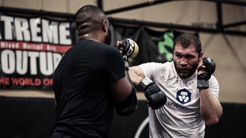 Ultimate Fighting Championship: Ion Cuțelaba va lupta cu Tanner Boser