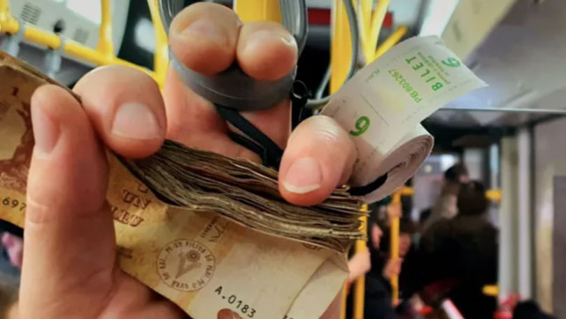 Bilete false în autobuz: Un taxator riscă să fie în vizorul procurorilor