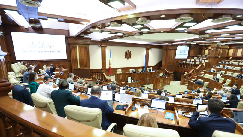 Crearea PACCO, votată în prima lectură de doar 61 de deputați