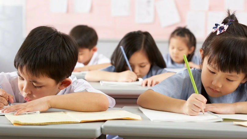 Китай ограничил число экзаменов в школах для снижения стресса у учеников.