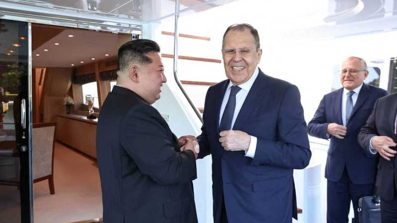 Coreea de Nord: Serghei Lavrov a fost primit de liderul Kim Jong Un