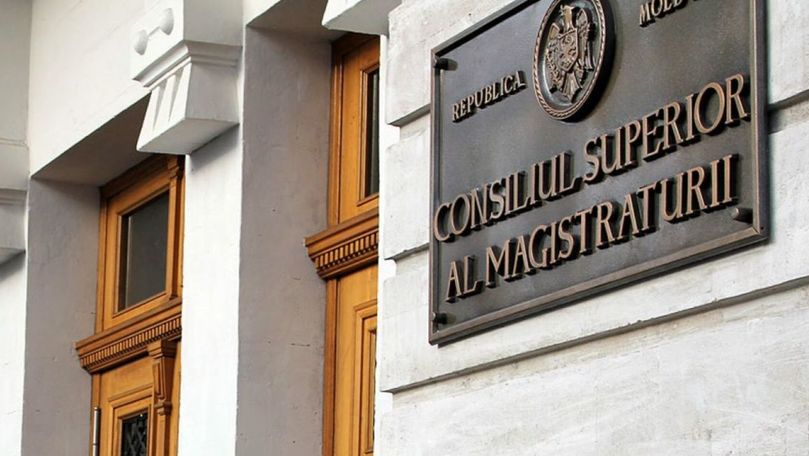 ВСМ дал отрицательный отзыв по проекту об особом статусе русского языка.