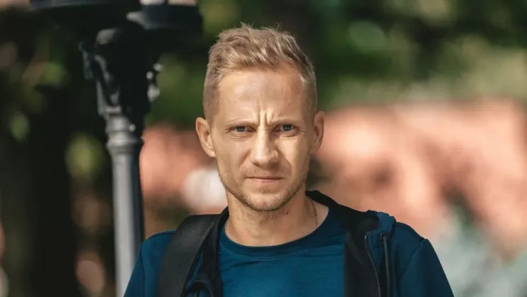 Șoc epileptic: Momentul în care un fotbalist moldovean a căzut pe teren