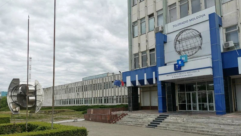 Un jurnalist rupe tăcerea: Risipă de bani și decizii abuzive la TRM