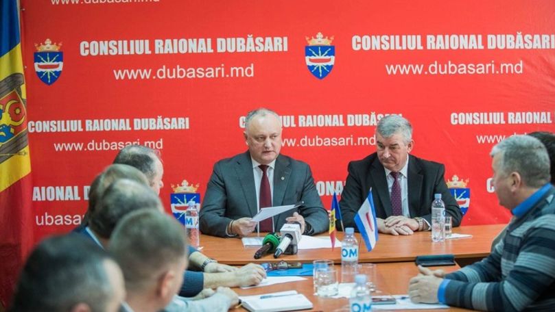 Consilierii care l-au suspendat pe cumătrul lui Dodon, citați la CNA
