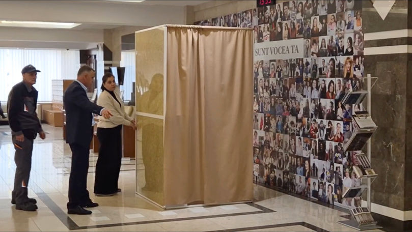 Imagini din Legislativ: Cum au ales deputații președintele Parlamentului