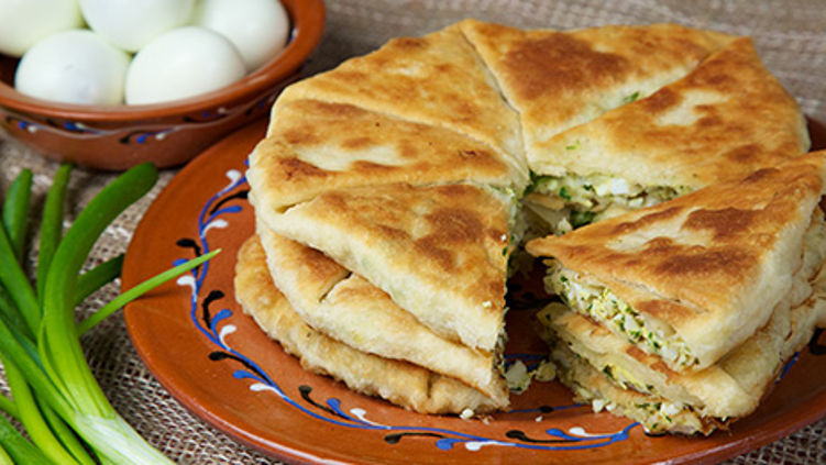 Плацинды и пончики вошли в топ-100 лучших десертов мира. Фото: moldovenii.md