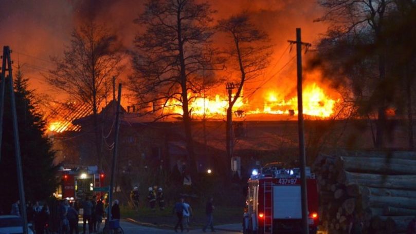 Incendiu de proporții la un depozit de substanțe chimice din Polonia