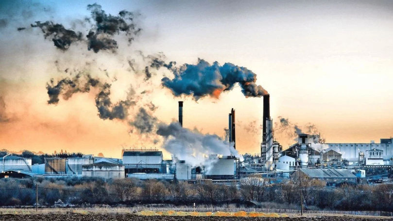 ONG-urile avertizează: Legea privind emisiile industriale e periculoasă