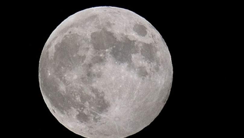 Eşantioanele selenare aduse de Chang'e-5 au circa 2 miliarde de ani