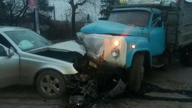 Accident grav la Soroca: Un bărbat, transportat de urgență la spital