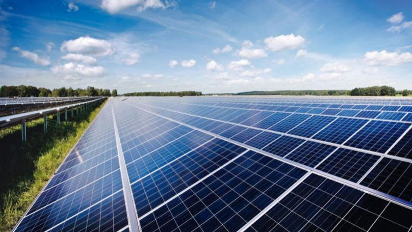 Securitate energetică: UE va construi parcuri solare în cinci localități