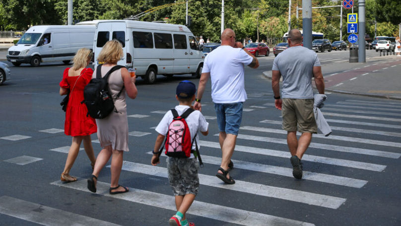 Marcajul rutier în preajma școlilor din Capitală, înnoit de 1 septembrie