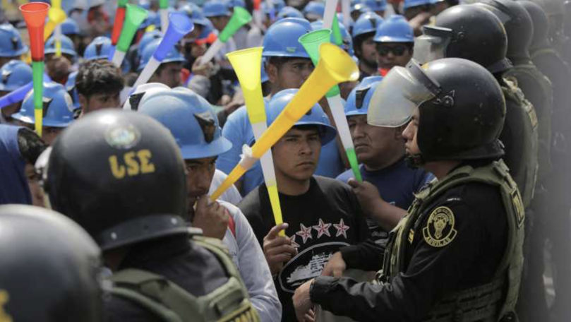 Peru: Un mort și 20 de răniți în confruntările dintre mineri și Poliție