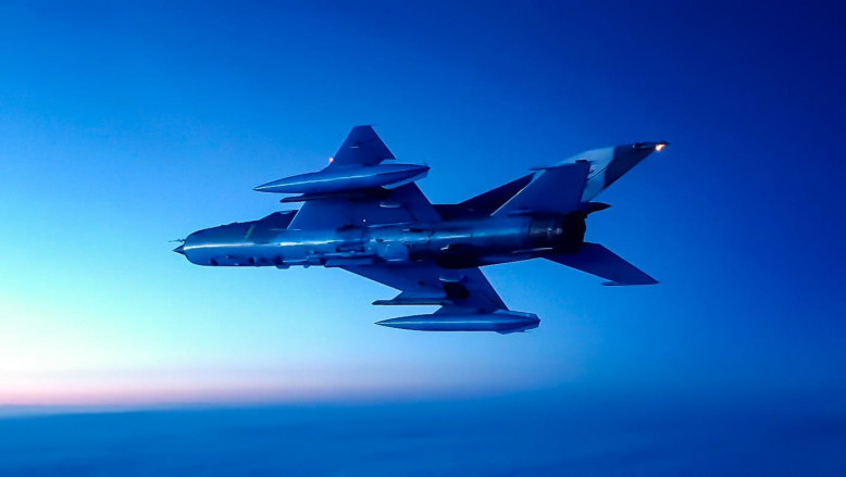 Un avion MiG-21 al aviaţiei române a dispărut de pe radar: 5 morți