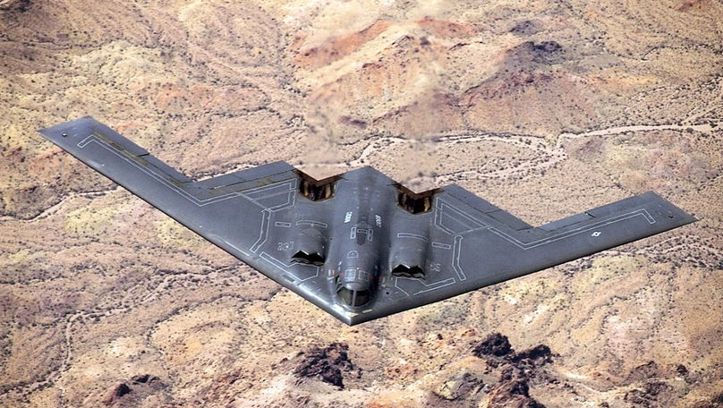 Cum se pregătesc piloții pentru zboruri de 40 de ore cu bombardierul B-2