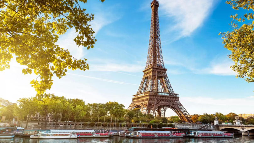 Parisul interzice fumatul în 52 de parcuri şi grădini publice