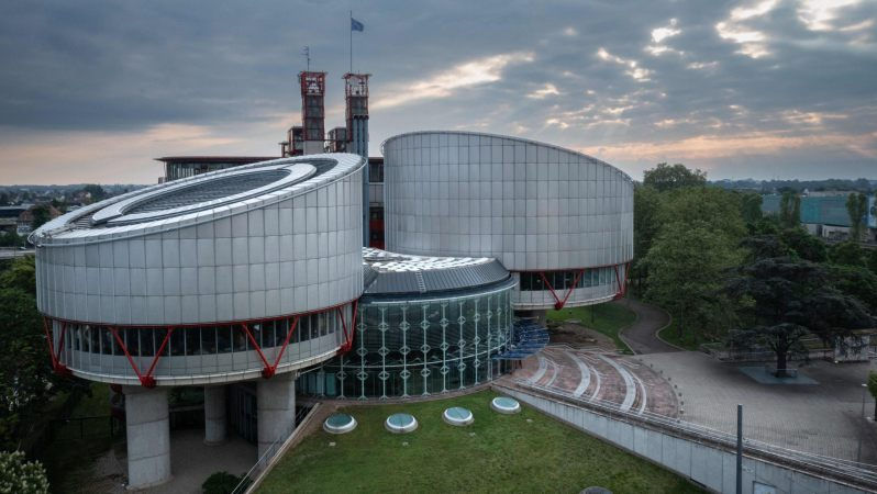 CEDO a condamnat Ungaria pentru expulzări colective de migranți