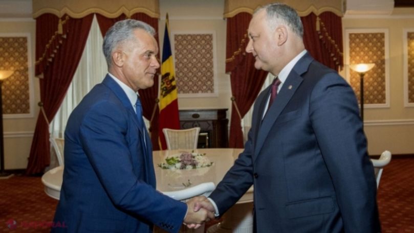 Munteanu: Dodon era și e robul lui Plahotniuc. Executa comenzi întocmai