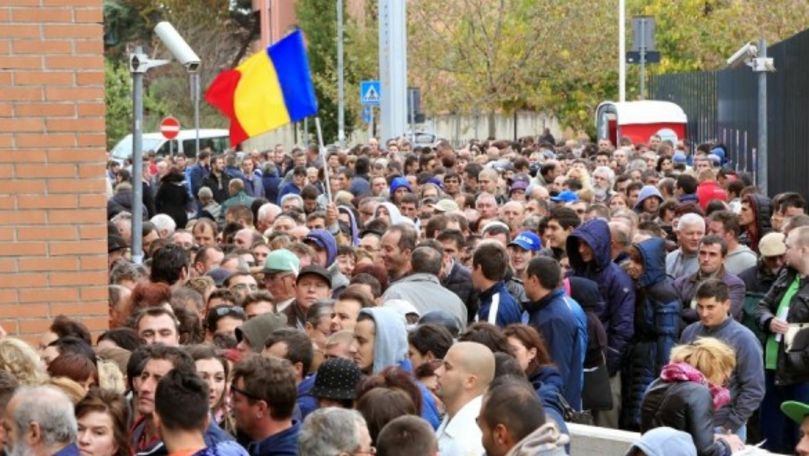 Sondaj: Românii, mai pesimişti în privinţa direcţiei în care merge ţara