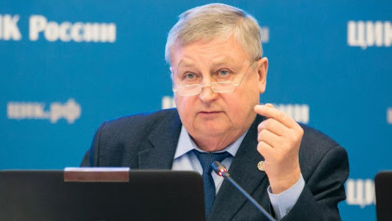 Член ЦИК России Сергей Сироткин.