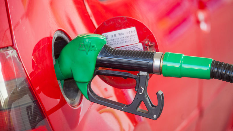 Motorină mai scumpă și benzină mai ieftină: ANRE a afișat noi prețuri