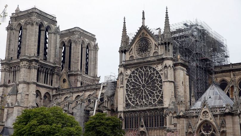 Fotografia devenită virală după incendiul de la Notre-Dame
