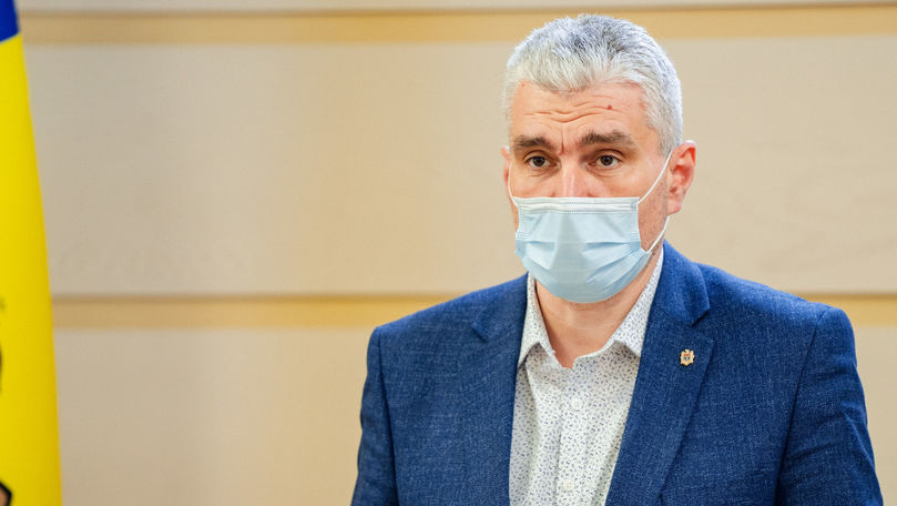 Слусарь: «Санду должна немедленно принести присягу».