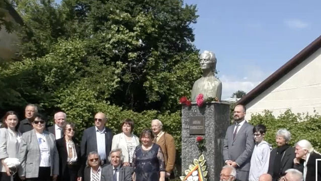 Mihai Eminescu, comemorat la Cernăuţi la 136 de ani de la moartea sa