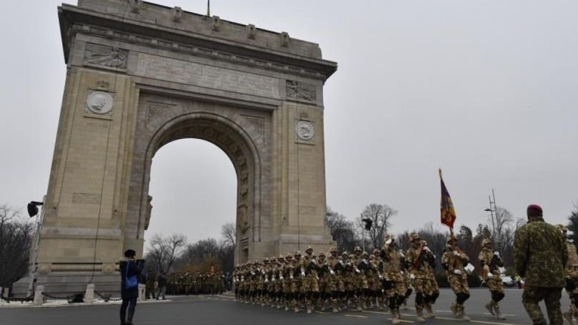 Paradă militară în România cu ocazia Zilei Naționale