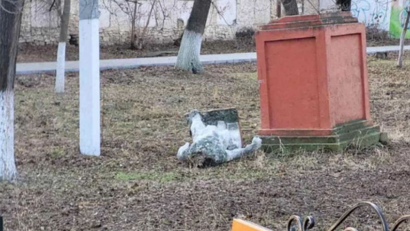 Вандализм в Чадыр-Лунге: разрушен советский памятник.