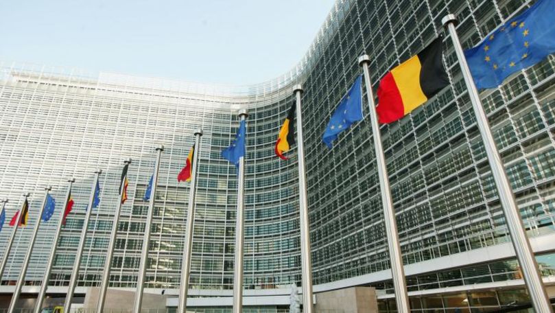 Un bărbat a vrut să-și dea foc în fața Comisiei Europene la Bruxelles