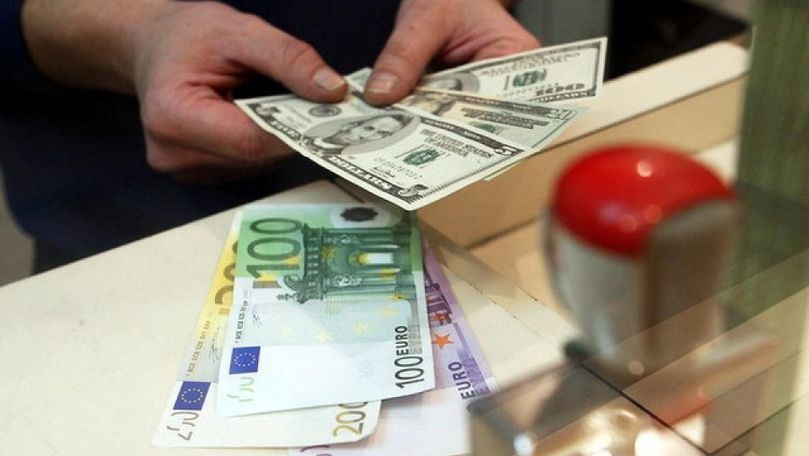 Curs valutar 3 decembrie 2020: Cât costă un euro și un dolar