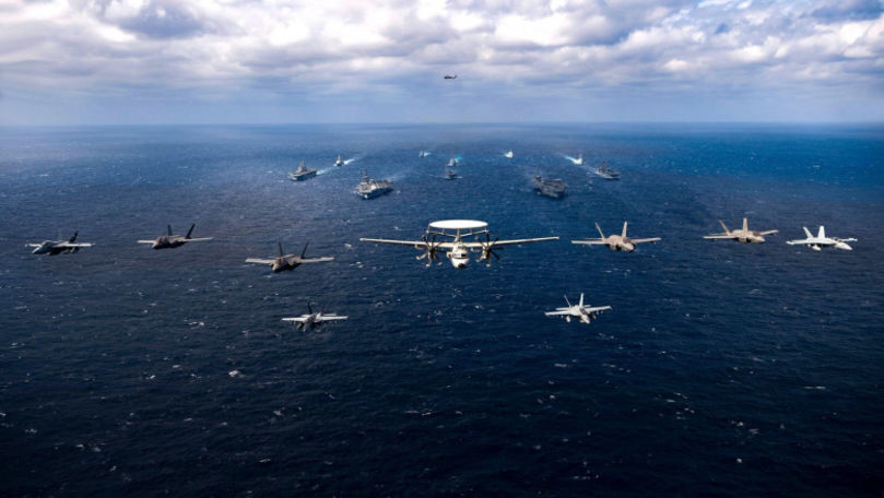 Imagini de la demonstrația de forță a marinei SUA din Marea Filipinelor