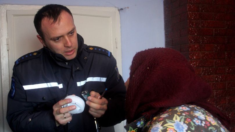 IGSU: Peste 600 de detectoare de fum, instalate în localitățile din țară